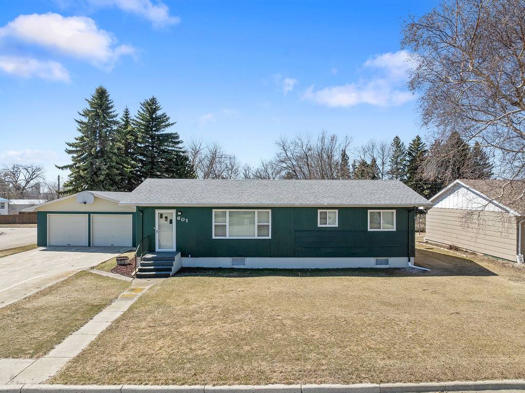 601 Harris Ct Rolla, North Dakota — Rolla, Rolette County, ND — home — home for sale