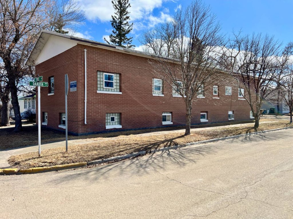402 1st Street Maddock, North Dakota — Maddock, Benson County, ND — multi-family — home for sale