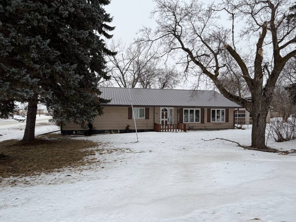 208 Margaret ST N Tolna, North Dakota — Tolna, Nelson County, ND — home — home for sale