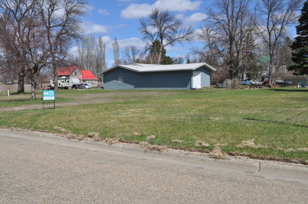 602 Odegard SW Ave SW Cooperstown, North Dakota — Cooperstown, Griggs County, ND — land — home for sale