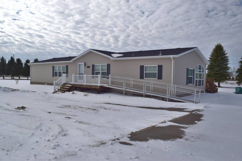 340 2nd Ave SW Leeds, North Dakota — Leeds, Benson County, ND — home — home for sale