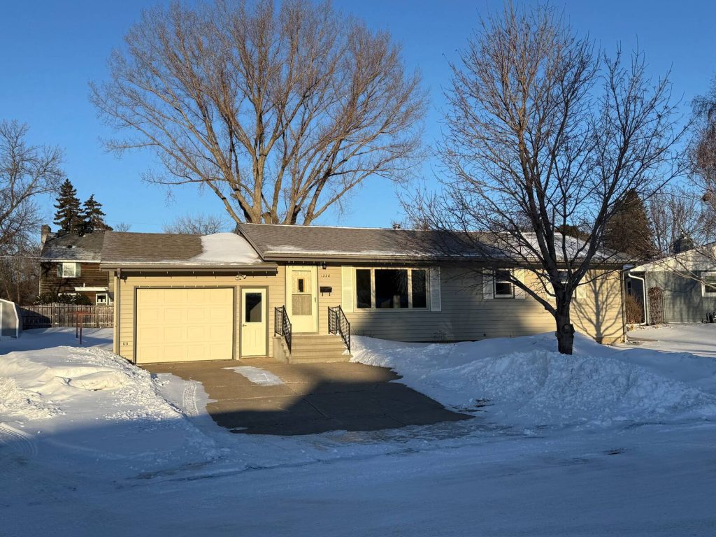 1228 6th St. NE Devils Lake, North Dakota