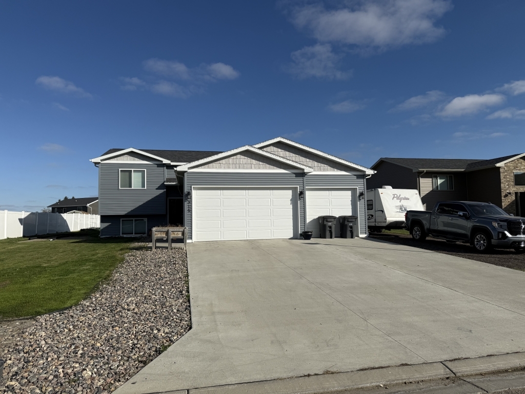 315 7th Ave SW Surrey, North Dakota — Surrey, Ward County, ND — home — home for sale