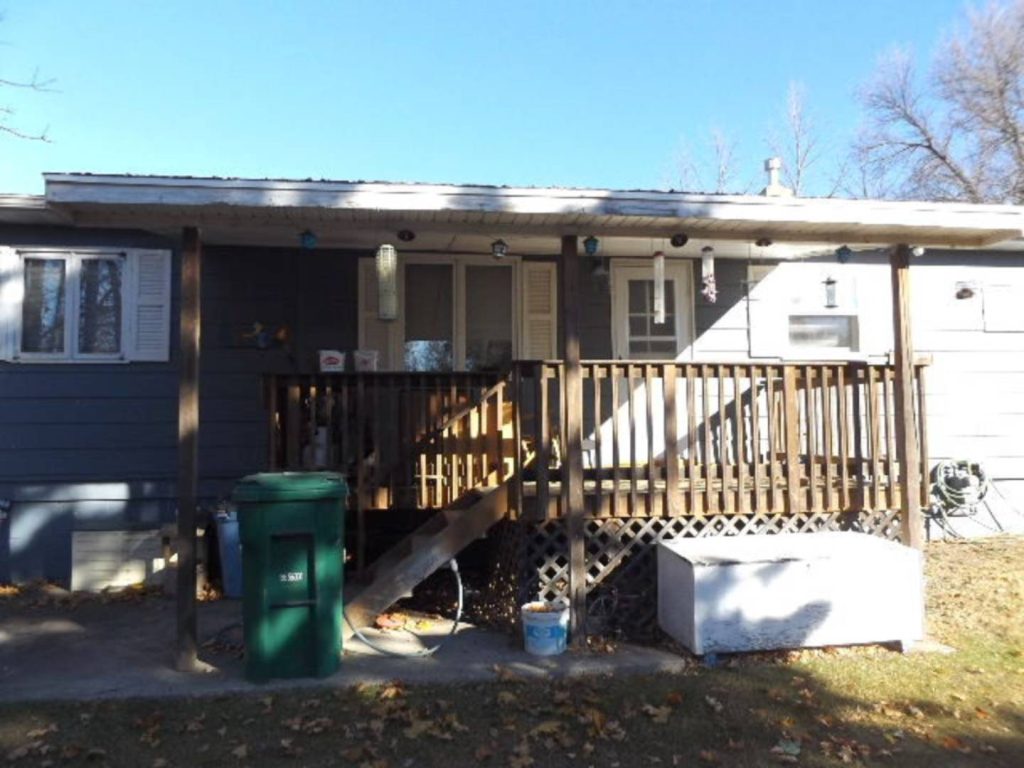 507 3rd Ave. S New Rockford, North Dakota