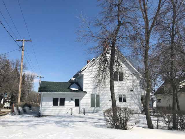 330 1st Avenue SE Leeds, North Dakota — Leeds, Benson County, ND — home — home for sale