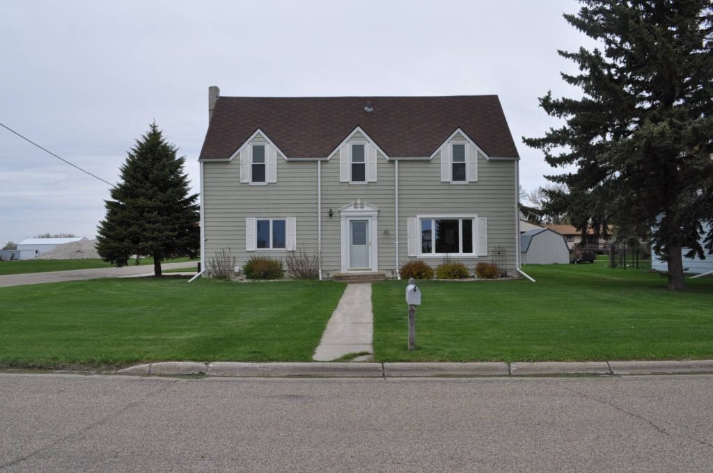 601 Newell Ave SW Cooperstown, North Dakota — Cooperstown, Griggs County, ND — home — home for sale