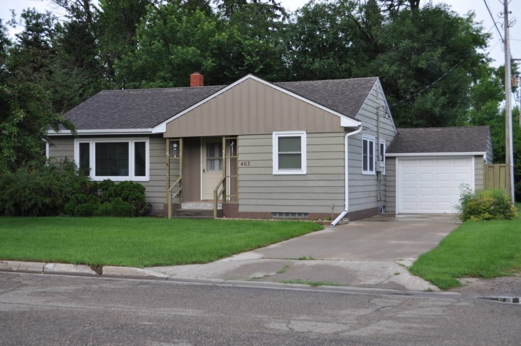 403 11th St SE Cooperstown, North Dakota — Cooperstown, Griggs County, ND — home — home for sale