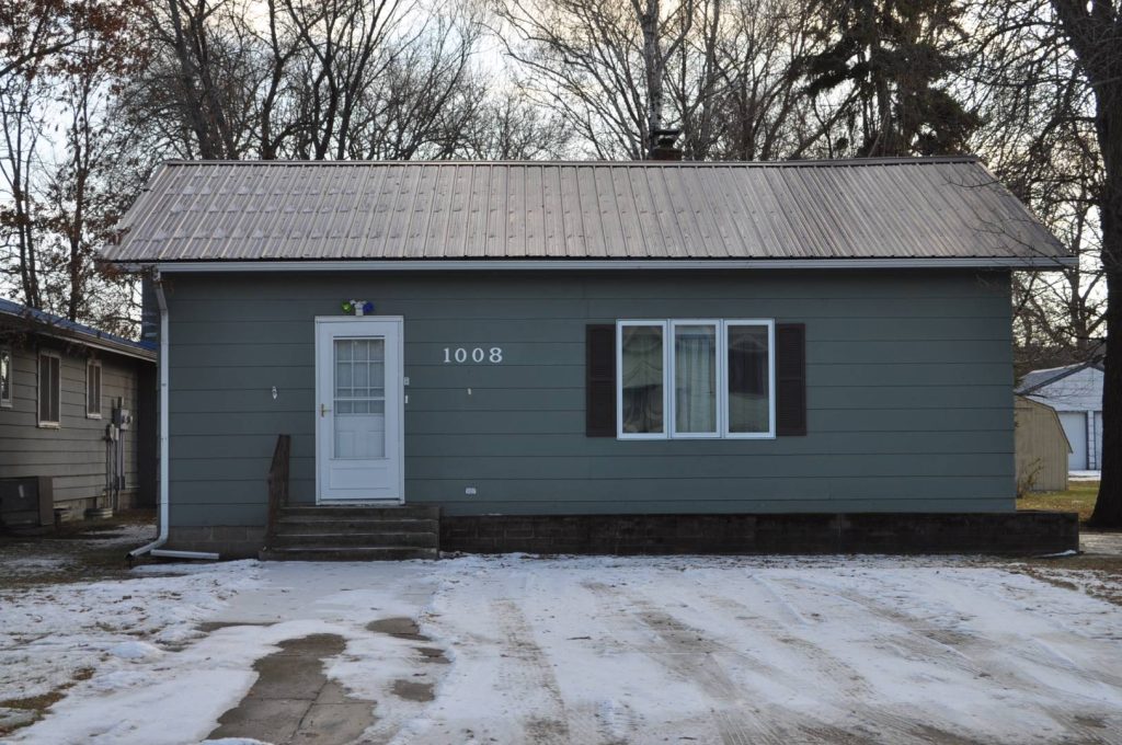 1008 Roberts Ave SE Cooperstown, North Dakota — Cooperstown, Griggs County, ND — home — home for sale