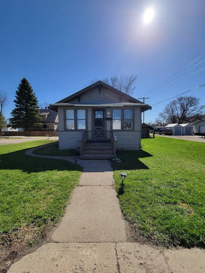 705 11th St NE Cooperstown, North Dakota — Cooperstown, Griggs County, ND — home — home for sale