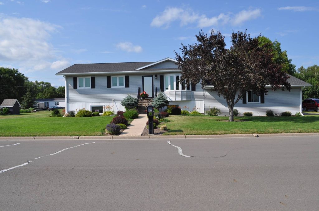1307 Rollin Ave Cooperstown, North Dakota — Cooperstown, Griggs County, ND — home — home for sale