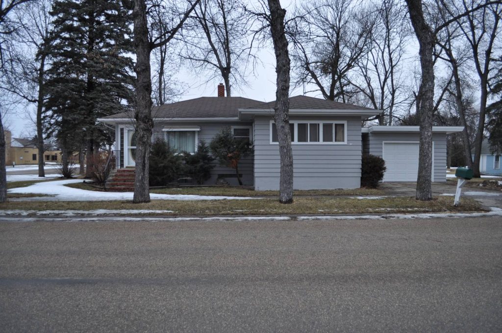 607 12th St NE Cooperstown, North Dakota