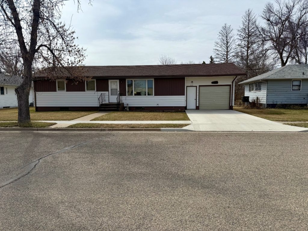209 Badger St S Wishek, North Dakota