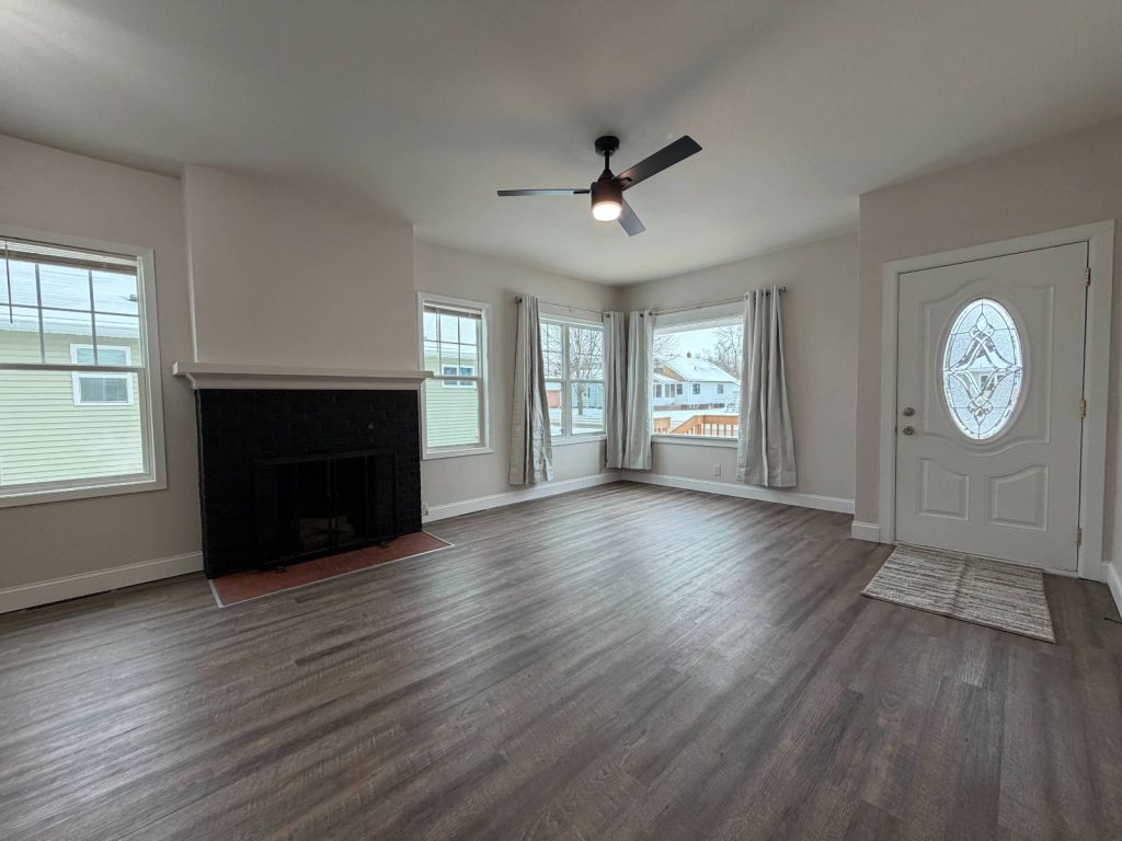 905 7th St NE Devils Lake, North Dakota