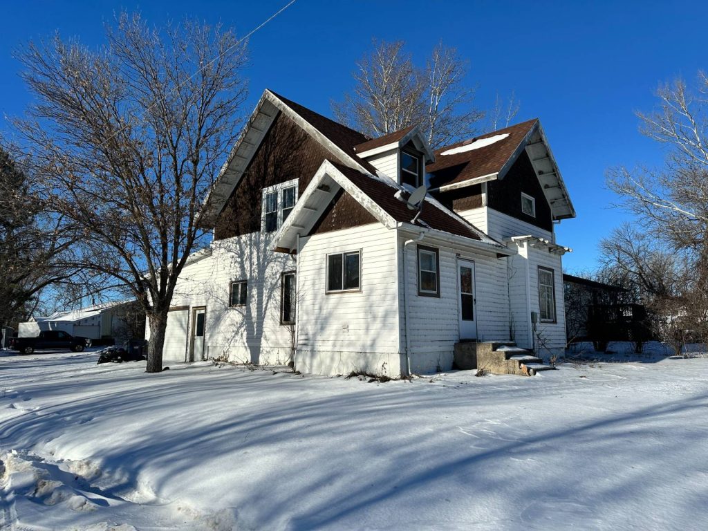 424 3rd St W McClusky, North Dakota — McClusky, Sheridan County, ND — home — home for sale