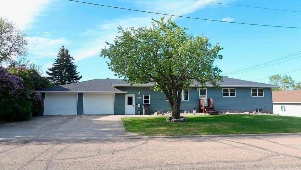 121 2nd St. NE Rugby, North Dakota