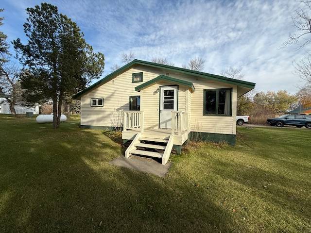 501 4th Street Maddock, North Dakota — Maddock, Benson County, ND — home — home for sale