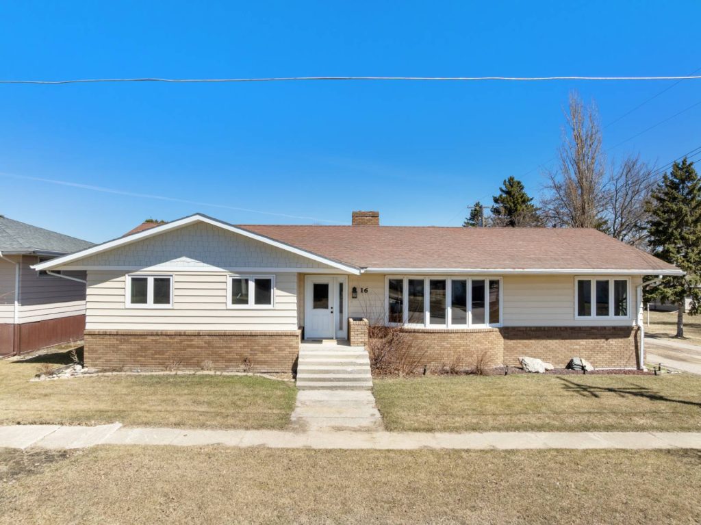 16 4th St NE Rolla, North Dakota — Rolla, Rolette County, ND — home — home for sale