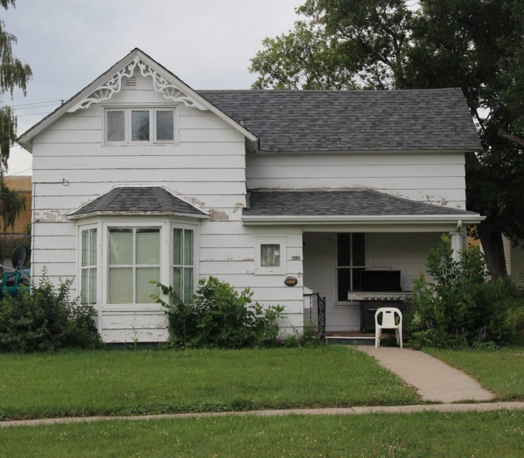 515 2nd Street E Lakota, North Dakota