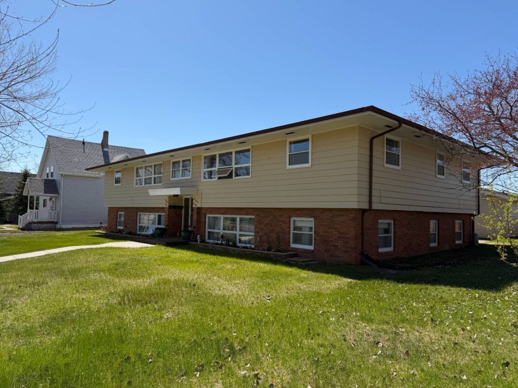 904 / 912 Cedar Ave Harvey, North Dakota — Harvey, Wells County, ND — multi-family — home for sale