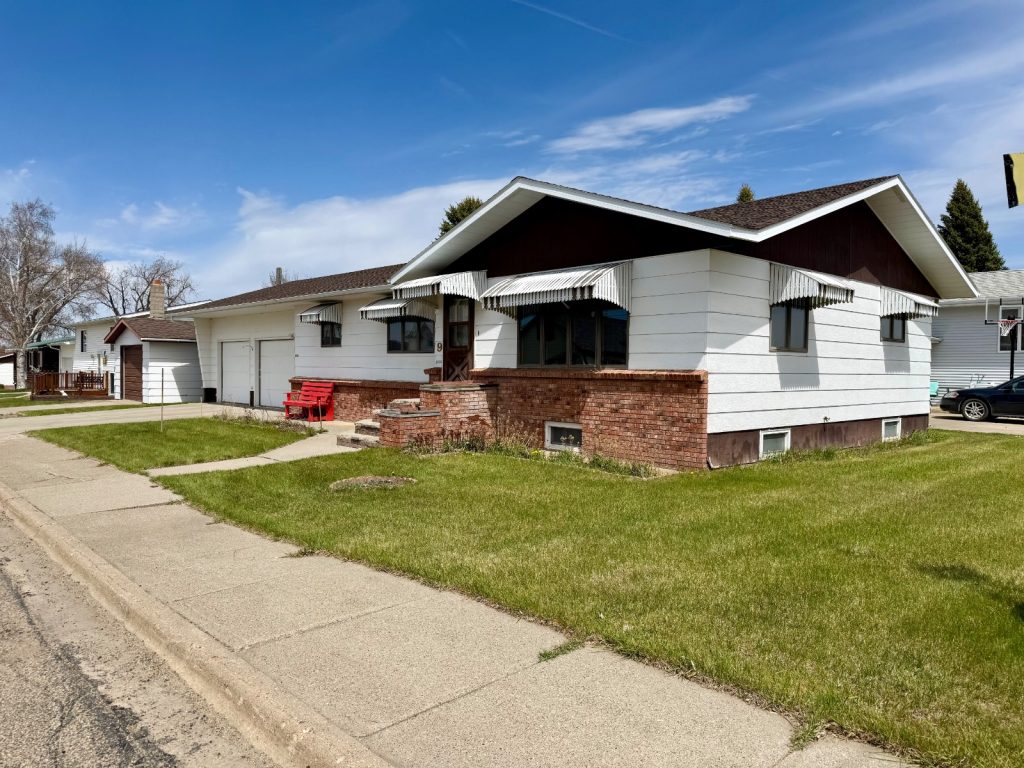 9 N Badger St Wishek, North Dakota — Wishek, McIntosh County, ND — home — home for sale
