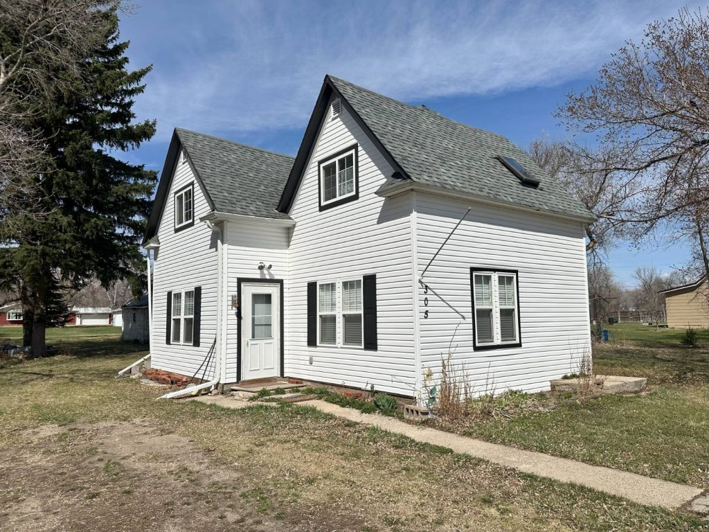 305 Burke St Butte, North Dakota — Butte, McLean County, ND — home — home for sale