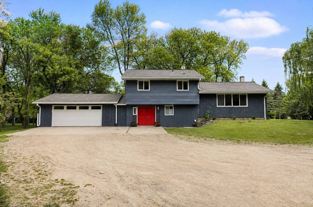 705 Washington Ave Devils Lake, North Dakota — Devils Lake, Ramsey County, ND — home — home for sale