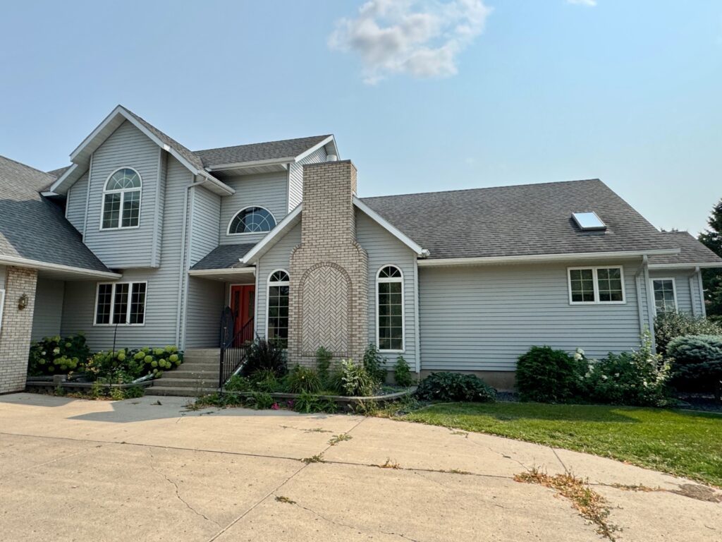 1614 3rd St. SE Devils Lake, North Dakota — Devils Lake, Ramsey County, ND — home — home for sale