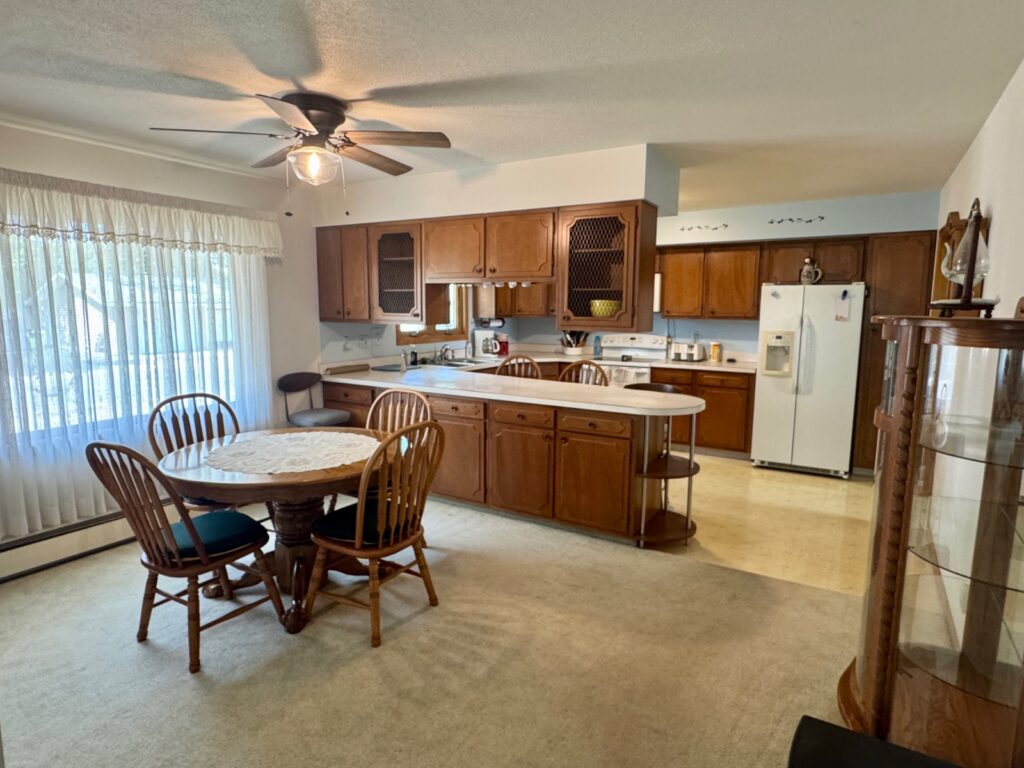 145 4th Ave. SE Leeds, North Dakota — Leeds, Benson County, ND — home — home for sale