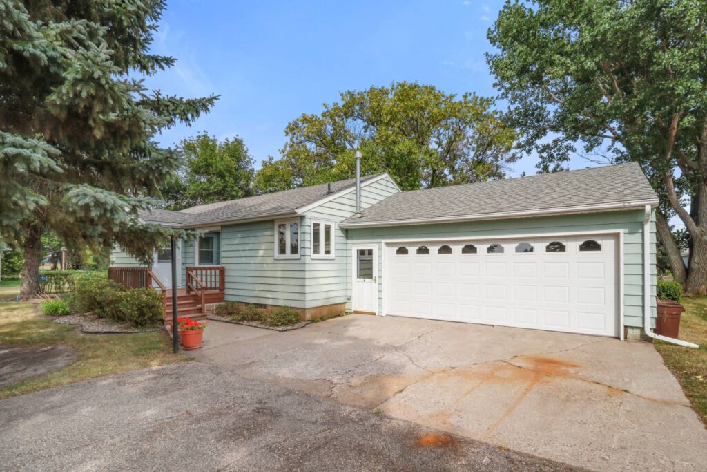 2320 HWY 20 Devils Lake, North Dakota — Devils Lake, Ramsey County, ND — home — home for sale