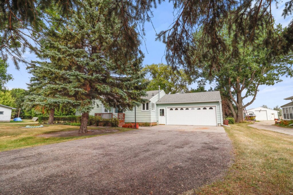2320 HWY 20 Devils Lake, North Dakota — Devils Lake, Ramsey County, ND — home — home for sale