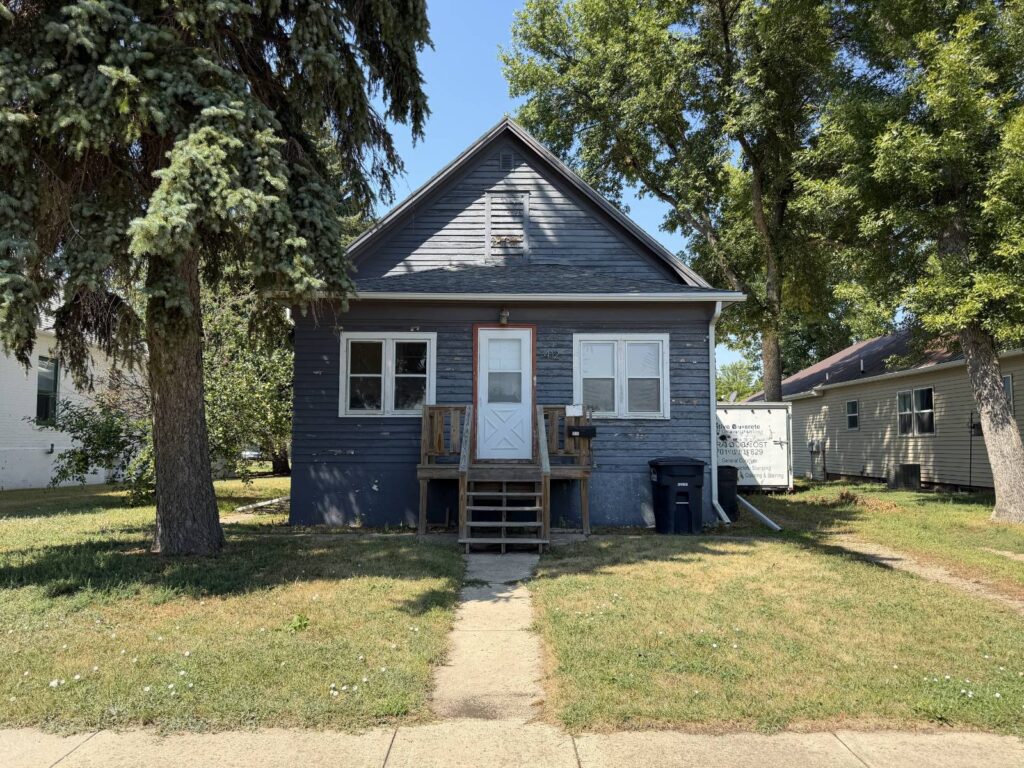 412 Clark Ave Harvey, North Dakota — Harvey, Wells County, ND — home — home for sale