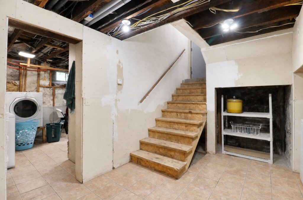 1001 3rd St NE Devils Lake, North Dakota — Devils Lake, Ramsey County, ND — home — home for sale
